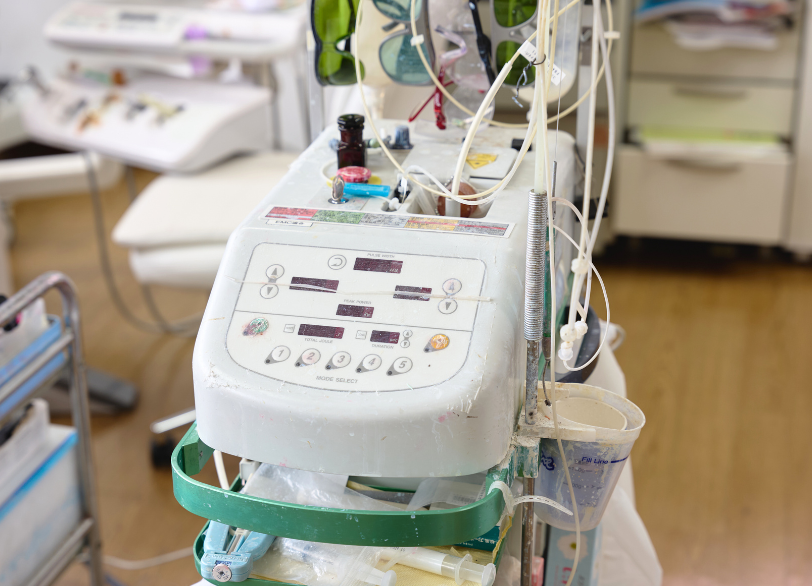 マルチパルスYAGレーザーSTREAK｜かながわ歯科